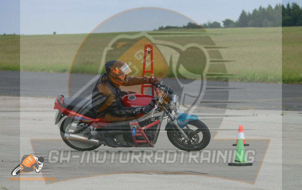 IMG_2671 | gh-motorradtraining-foto.de - Realisiert mit Pictrs.com