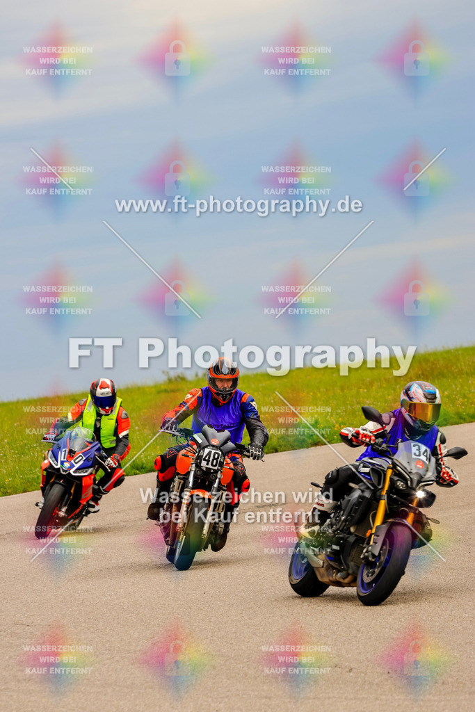 MotoTeam-2247 | Hier findet Ihr Bilder von Touristenfahrten auf der Nürburgring Nordschleife oder von anderen Veranstaltungen die ich besucht habe. Viel Spass beim Durch Schauen 