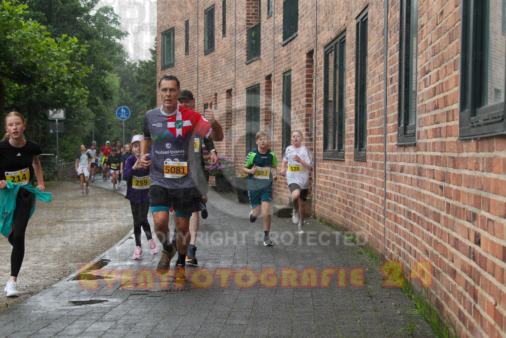 240622_1042_EV4_0661 | Sportfotografie im Rhein-Sieg Kreis, Köln, Bonn, NRW, Rheinland Pfalz, Hessen, etc. Unser Tätigkeitsfeld umfasst den Laufsport vom Volkslauf über den Marathon, Duathlon, Triathon bis zum Ultralauf wie Kölnpfad Ultra oder Schindertrail.