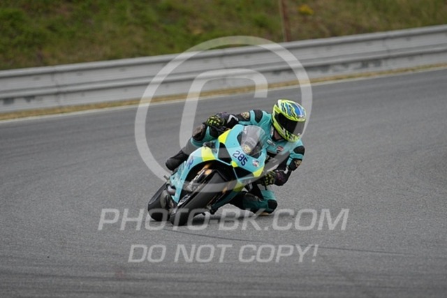 2024_05_05_PBK_34646 | Sportfotografie; SlowMotion; Video; Rennstrecke; Hafeneger; Speer; Racing; RSE; BMW; CBO; Trackday; Motorsportarena; Hockenheimring; Brno; Most; Barcelona; Valencia