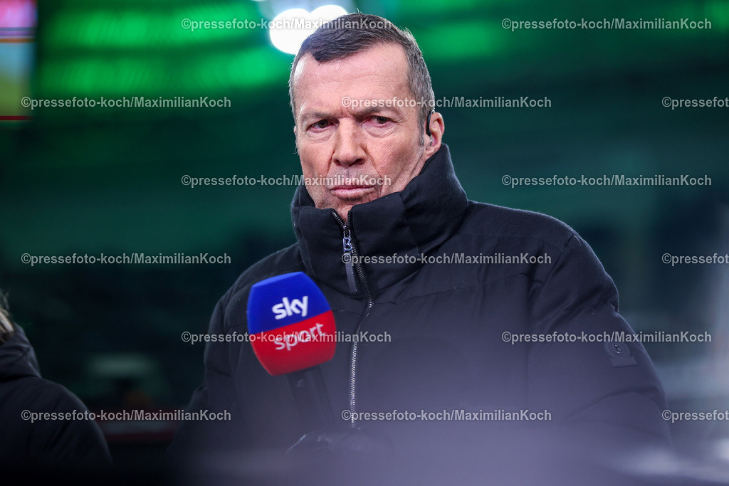 BMG07122401003 | 07.12.2024, Fußball, Borussia Mönchengladbach - Borussia Dortmund, 1. Fußball Bundesliga, Borussia-Park, Saison 2024 2025: SKY Moderator Lothar MatthäusDFB regulations prohibit any use of photographs as image sequences and or quasi-video.