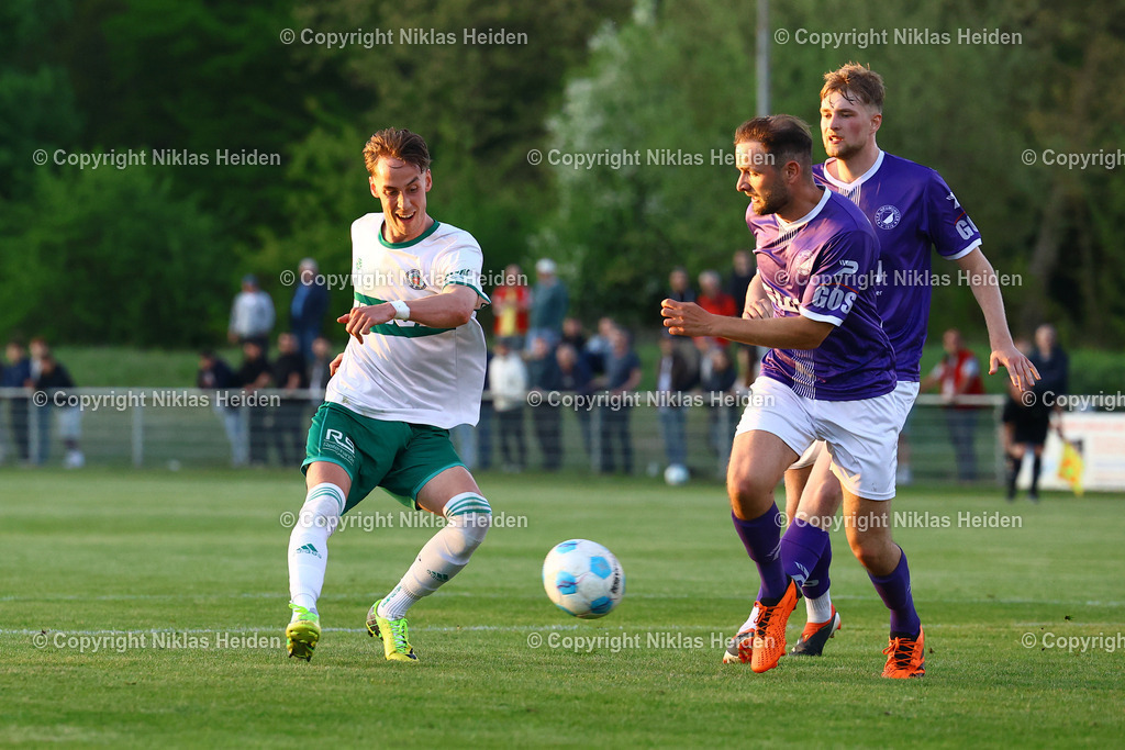 NH_PSVUnionNeumünster_VfRNeumünster_KreispokalKFVHolstein_30042025 | #11 Jesper Tiedemann (PSV Union Neumünster) erzielt das 4:2.Fußball I Herren I Kreispokal KFV Holstein I Saison 2024-2025 I Halbfinale I PSV Union Neumünster - VfR Neumünster I 30.04.2025 I Sportplatz Stettiner Straße