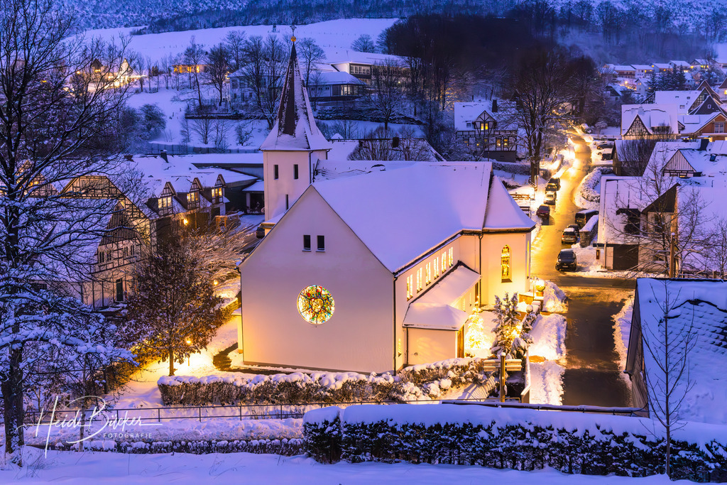 Dezember | Bilder und Impressionen zu jeder Jahreszeit aus dem Sauerland im Naturpark Sauerland-Rothaargebirge - Realisiert mit Pictrs.com