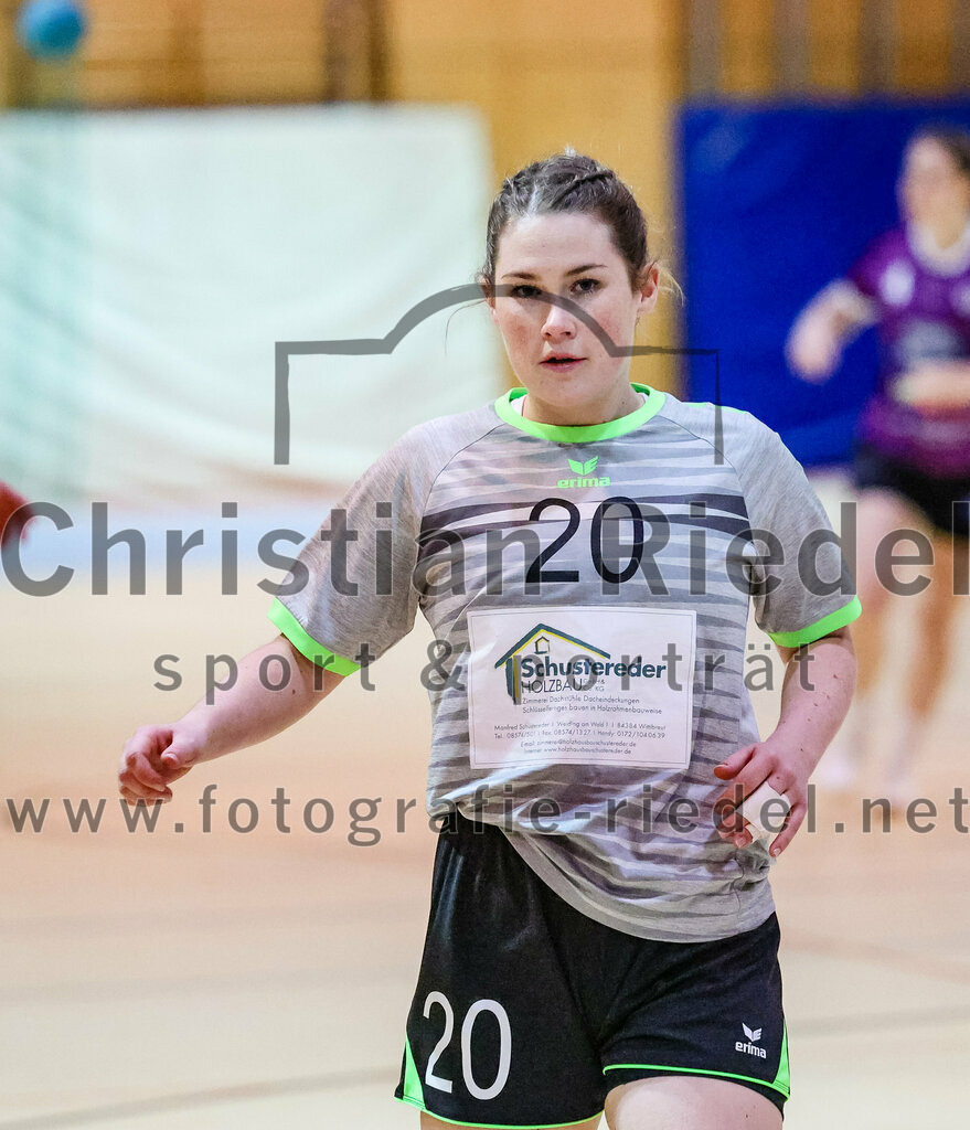 2023-11-11_013_SpVgg_Altenerding_gegen_TSV_Simbach_II | Erding, Deutschland, 11.11.2023:
Handball, Bezirksliga Frauen Altbayern 2023 / 2024, 5. Spieltag, SpVgg Altenerding II gegen TSV Simbach II, Endergebnis: 31:28

Selina Katzhuber (TSV Simbach, #20)

Foto: Christian Riedel / fotografie-riedel.net