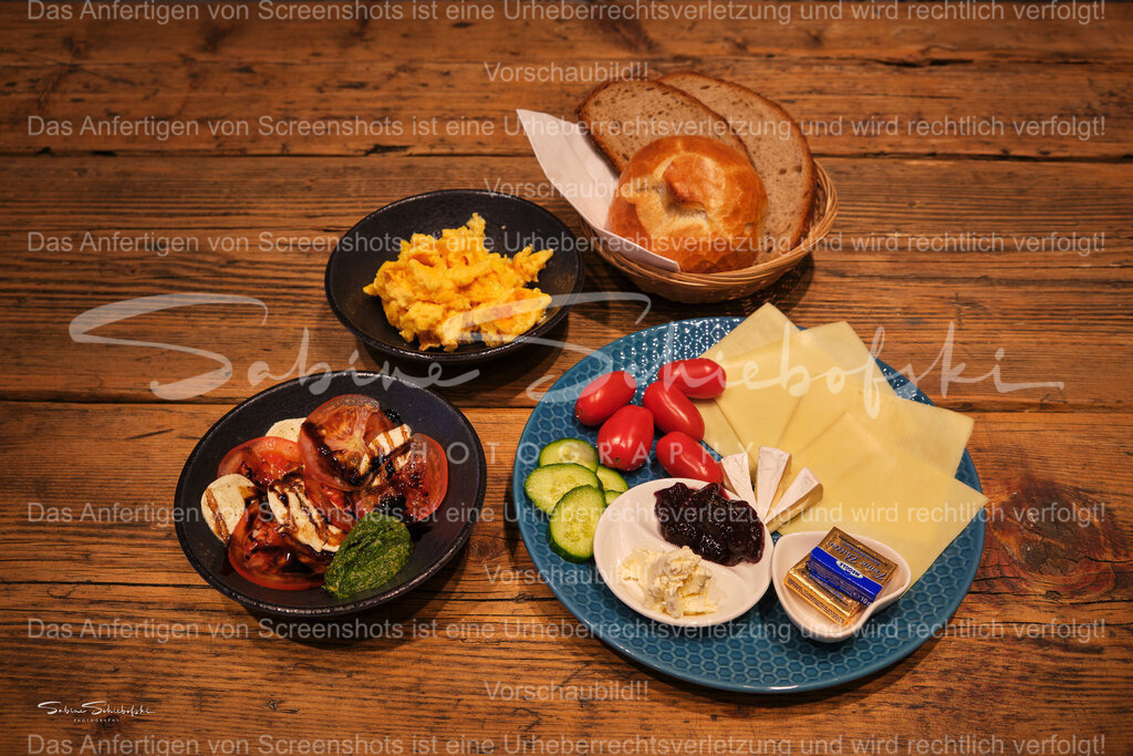 "Henri´s Cafe" Düsseldorf, neue Speisekarte | People- und Tierfotografie, Imageaufnahmen, Veranstaltungsfotografie und Wandbilder aus der Natur ★ Made in Germany ✔️ Druck + Downloads ✔️ Naturfotografie in Top Qualität ★ schneller Versand, weltweite Lieferung! - Realisiert mit Pictrs.com