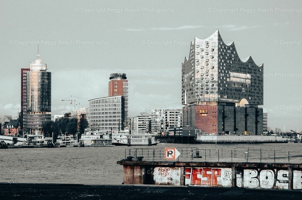 Elbphilharmonie | PeggyRaschPhotography - Realisiert mit Pictrs.com