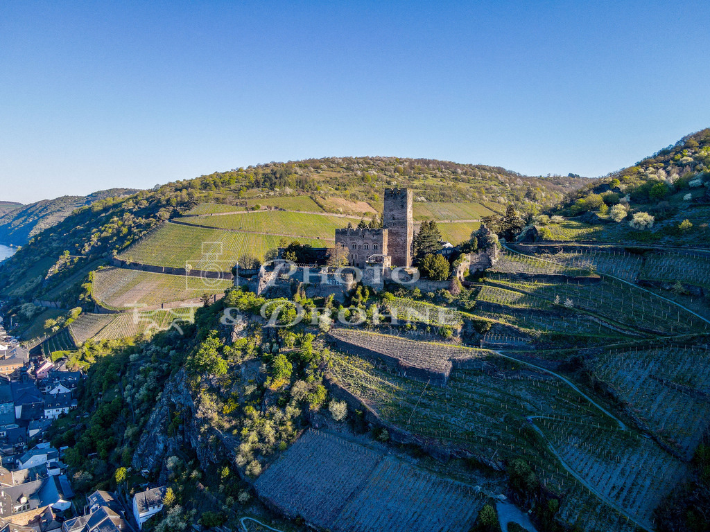 Burg Gutenfels-43 | Luftaufnahme der Burg Gutenfels bei Kaub am Rhein. - Realisiert mit Pictrs.com