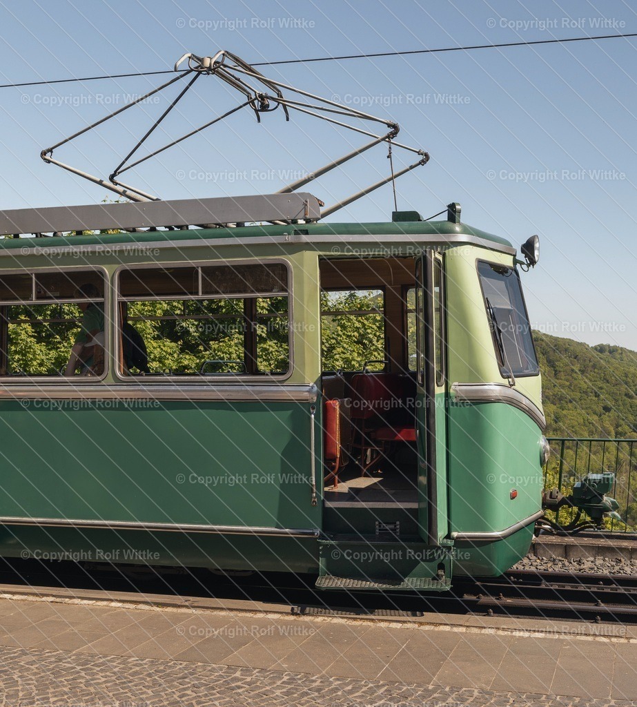 Zahnradbahn1 | Rolf Wittke  - Realisiert mit Pictrs.com