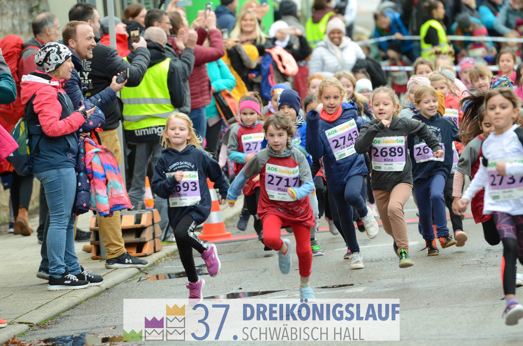 AOK JuniorCup 400m | 3Koenigslauf 2023 - Realisiert mit Pictrs.com