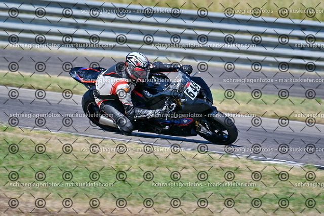 26bt04-0047 | markuskiefer.com - Realisiert mit Pictrs.com
