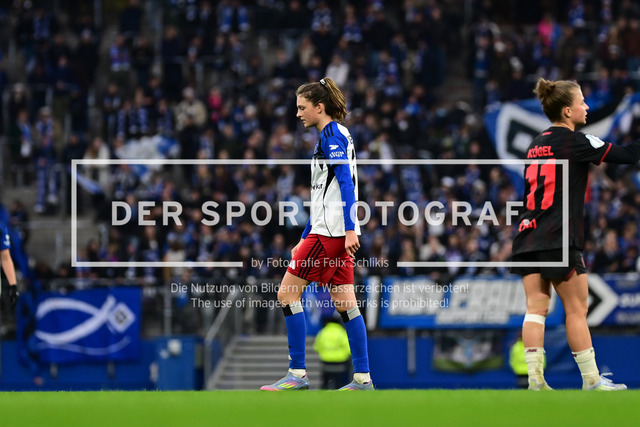 Fußball I Frauen I Saison 2025-2026 I DFB-Pokal I Achtelfinale I Hamburger SV - Bayer 04 Leverkusen I 15830 | Lotta Wrede (32, Hamburger SV) - Realisiert mit Pictrs.com