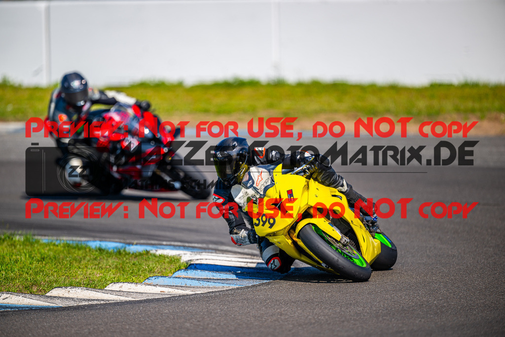 MaZZes_FotoMatrix_240520_6021986_6351 | ROT