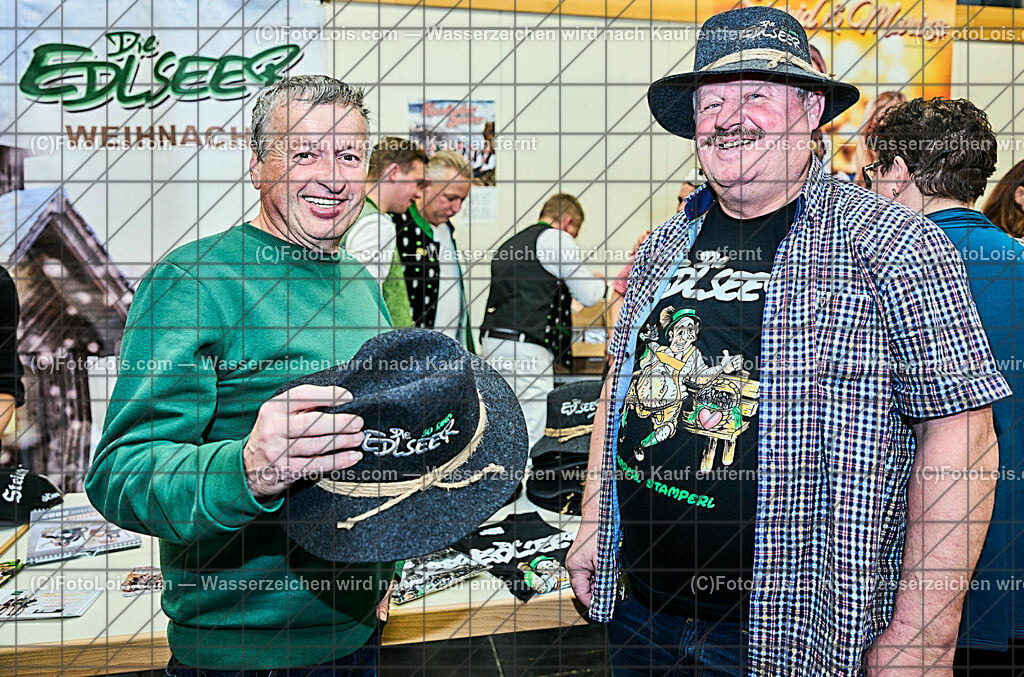 ALP0467_STAR-WEIHNACHT_NV-Forum_Dirnberger-Wagenhofer | (C)FotoLois.com, Alois Spandl, Volkstümliche STAR-WEIHNACHT MIT Sigrid & Marina, NOCKIS, Andy Borg und Die Edlseer im NV-Forum Wieselburg, So 18. Dez. Dezember 2022.