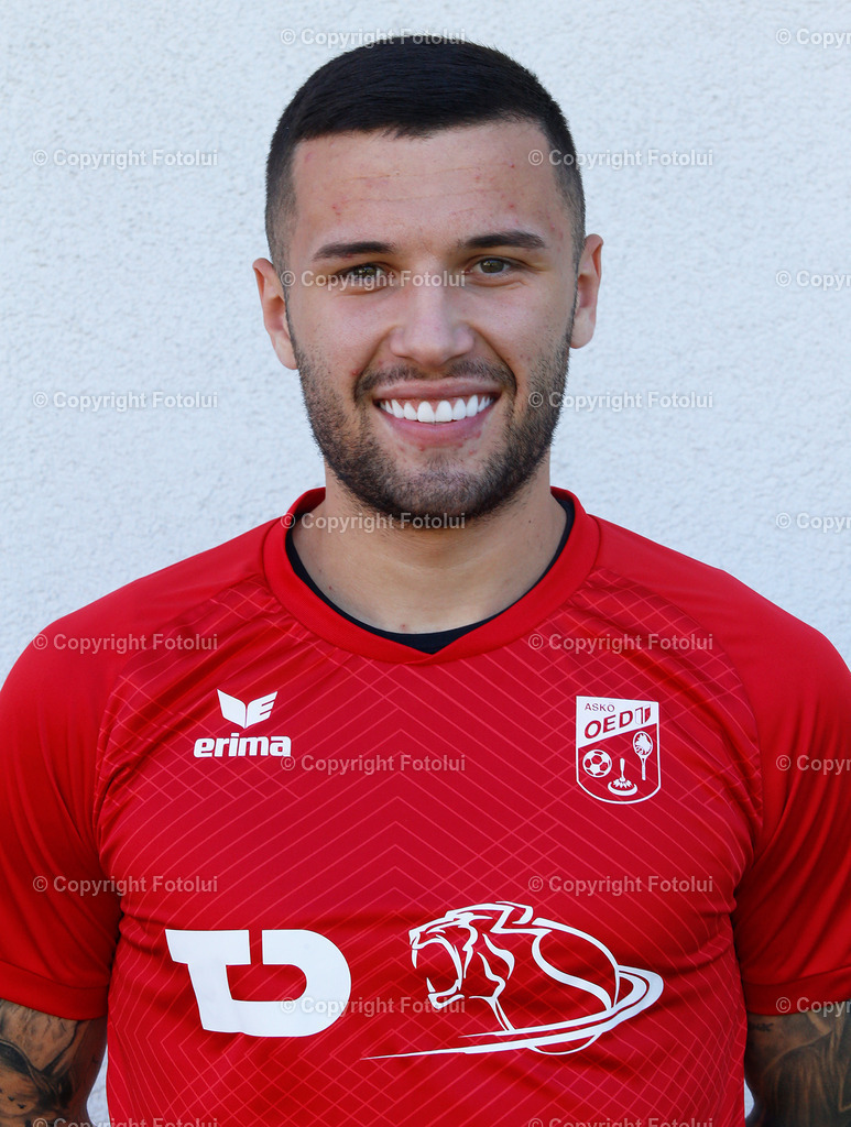 ASKOEOEDT_09 | STEFAN RADULOVIC