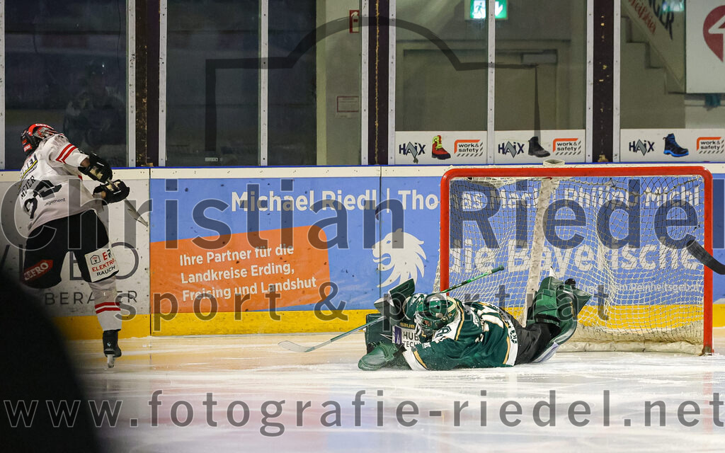 2026-02-08_059_TSV_Erding_gegen_ECDC_Memmingen_Indians | Erding, Deutschland, 08.02.2026:Eishockey, Oberliga Süd 2025 / 2026, 45. Spieltag, TSV Erding gegen ECDC Memmingen Indians, Endergebnis: Foto: Christian Riedel / fotografie-riedel.net