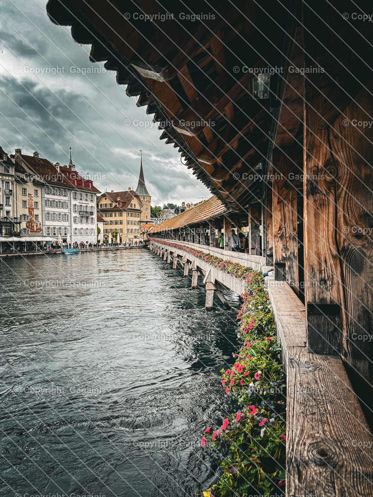 akustik | Entdecken Sie originelle Wandkunst auf Leinwand und Acrylglas sowie eine Vielzahl von Fotogeschenken und stockvideos in unserem Online-Shop. Dekorieren Sie Ihr Zuhause mit einzigartigen Kunstwerken und persönlichen Erinnerungen. Perfekt auch als Geschenk.