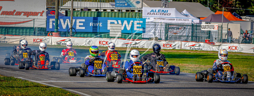 533435A2-8CF8-4730-8EB5-67390C2F68D3 | traudl_s_fotos