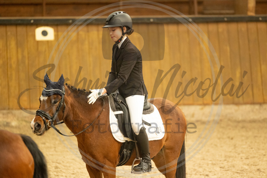 994A4582 | sabrinanicolaifotografie - Realisiert mit Pictrs.com