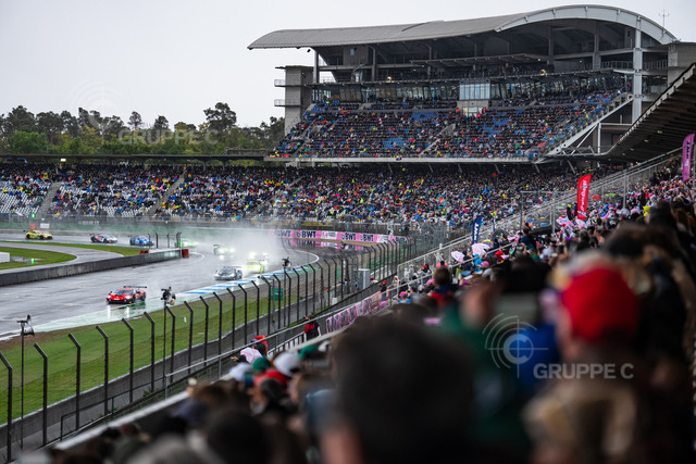DTM825_100414015005026SVS | DTM, 15. + 16. Rennen Hockenheimring 2025 - Foto: Gruppe C Photography - Realisiert mit Pictrs.com