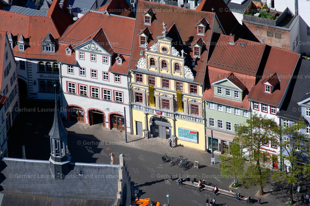 4026396 | ERFURT 07.05.2020 Kultur- und Kunst- Zentrum im Akademiegebäude der Galerie " Kunsthalle Erfurt " am Fischmarkt im Ortsteil Altstadt in Erfurt im Bundesland Thüringen, Deutschland. Weiterführende Informationen bei: Kunsthalle Erfurt - Kunstmuseum der Landeshauptstadt. // Cultural and artistic center in the Academy Building of the gallery " Kunsthalle Erfurt " on Fischmarkt in the district Altstadt in Erfurt in the state Thuringia, Germany. Further information at: Kunsthalle Erfurt - Kunstmuseum der Landeshauptstadt. Foto: Gerhard Launer