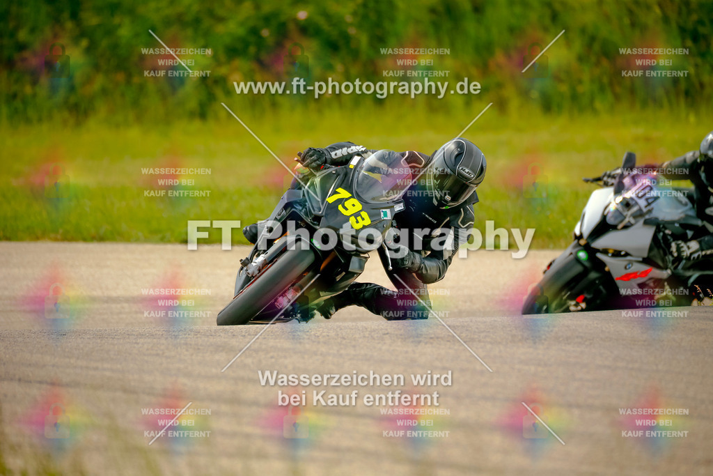 _MOT1158 | Hier findet Ihr Bilder von Touristenfahrten auf der Nürburgring Nordschleife oder von anderen Veranstaltungen die ich besucht habe. Viel Spass beim Durch Schauen 