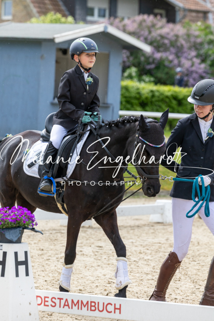 7I8A3337 | melanie-engelhardt-photography - Realisiert mit Pictrs.com