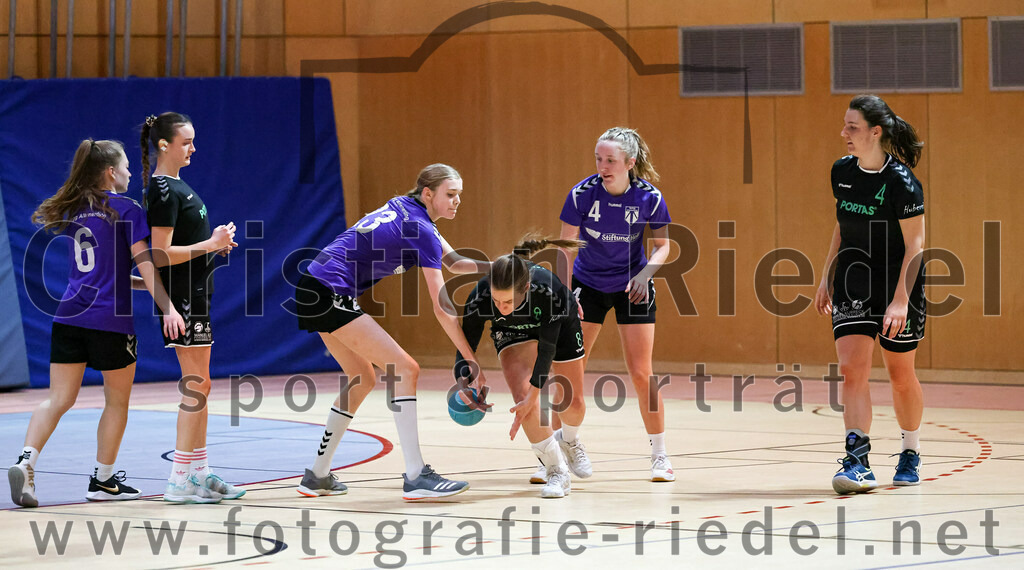 2023-02-25_092_SpVgg_Altenerding_III_gegen_TSV_Wartenberg_II | Erding, Deutschland, 25.02.2023:
Handball, Bezirksklasse Frauen Staffel Mitte 2022 / 2023, 13. Spieltag, SpVgg Altenerding III gegen TSV Wartenberg II, Endergebnis: 23:26

Foto: Christian Riedel / fotografie-riedel.net