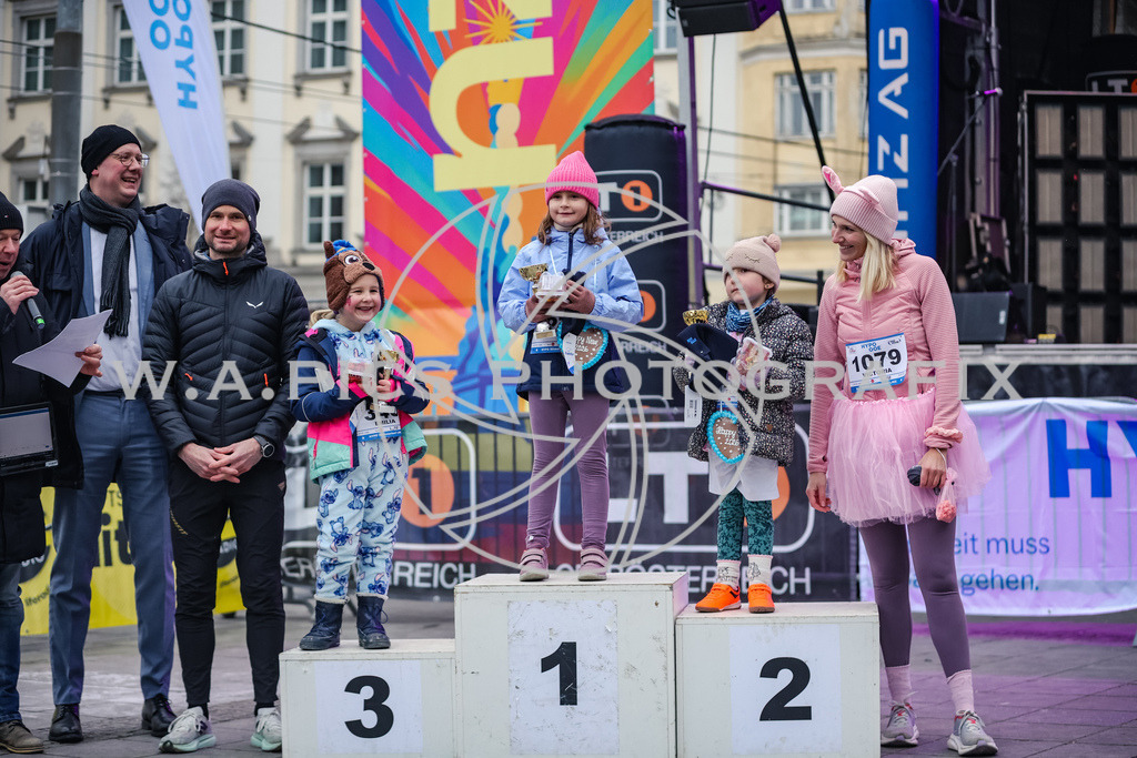 SILVESTERLAUF LINZ 25 | Linz, AUSTRIA, 31. Dezember 25, TRIRUN SILVESTERLAUF LINZ 25 , Image shows: 
Photo: WAPICS / BINDER Manuel