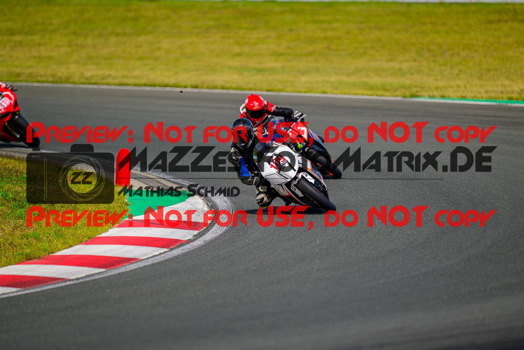 MaZZes_FotoMatrix_240725_6007705_4586 | ROT