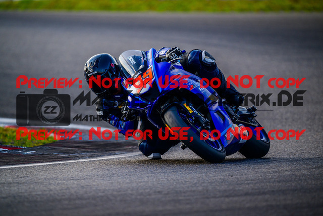 MaZZes_FotoMatrix_240901_6007705_0134 | R7