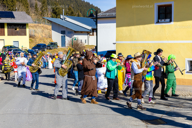 Bärentreiben in Steuerberg | Bildershop von pixelworld.at - Realisiert mit Pictrs.com