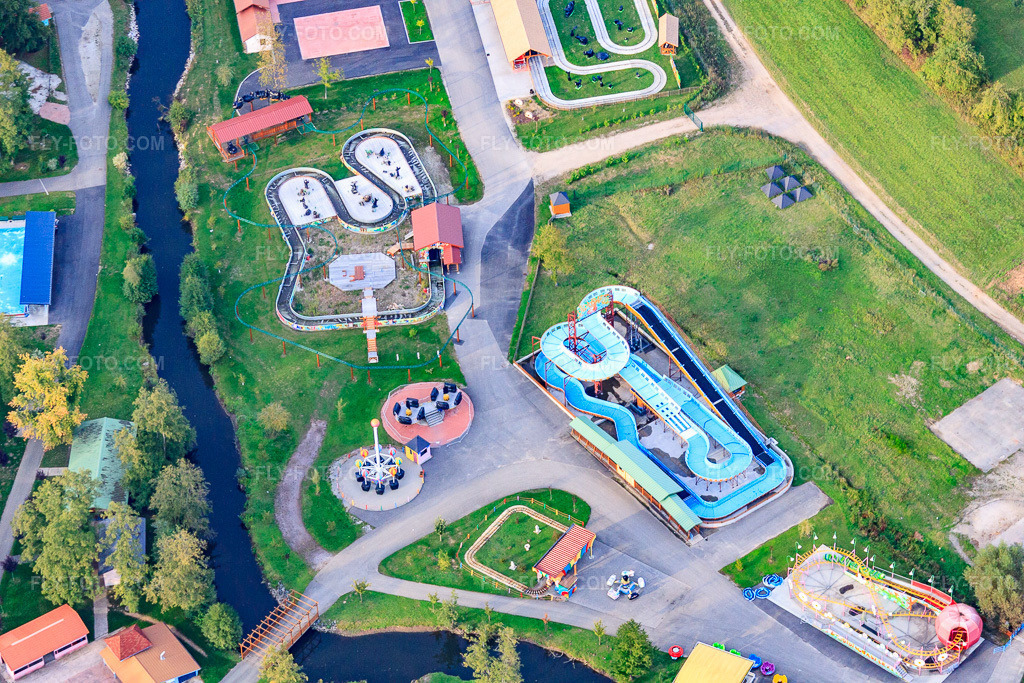 Aerial view: Didiland amusement park in Morsbronn-les-Bains in the state Bas-Rhin, France.Photo: IMG_53692.jpg taken on 09/30/2012 by Werner Riehm/FLY-FOTO.comResolution of the original: 4752 x 3168 pxDidi'land, Parc de Loisirs et d'Attractions à Morsbronn en Alsace
