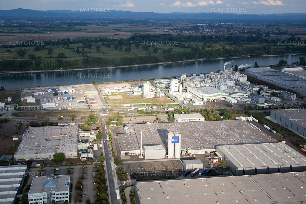 Luftbild: Worms, Industriegebiet Nord am Rhein in Worms im Bundesland Rheinland-Pfalz in Deutschland. Foto: IMG_084334.jpg vom 02.09.2015 durch Werner Riehm/FLY-FOTO.de