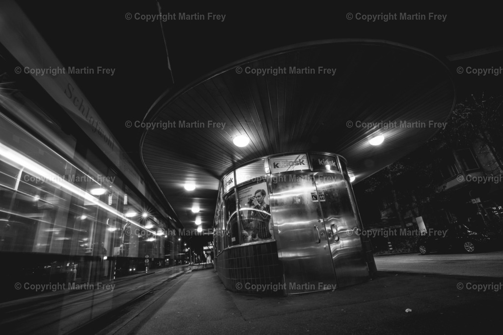 Taking pictures | Tramhaltestelle Breitenrainplatz Bern - Realisiert mit Pictrs.com