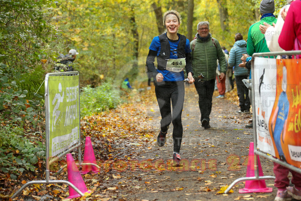 251026_1235_EX1_0781 | Sportfotografie im Rhein-Sieg Kreis, Köln, Bonn, NRW, Rheinland Pfalz, Hessen, etc. Unser Tätigkeitsfeld umfasst den Laufsport vom Volkslauf über den Marathon, Duathlon, Triathon bis zum Ultralauf wie Kölnpfad Ultra oder Schindertrail.