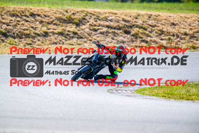 MaZZes_FotoMatrix_220724_5599 | TWIN