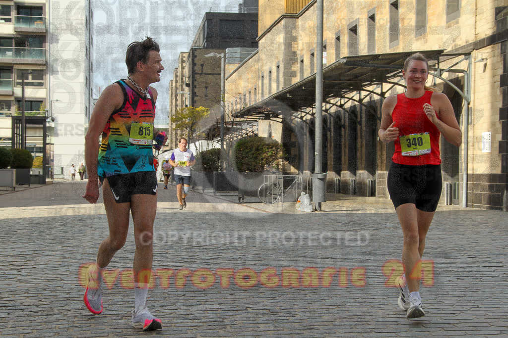 250920_1537_EV4_9300 | Sportfotografie im Rhein-Sieg Kreis, Köln, Bonn, NRW, Rheinland Pfalz, Hessen, etc. Unser Tätigkeitsfeld umfasst den Laufsport vom Volkslauf über den Marathon, Duathlon, Triathon bis zum Ultralauf wie Kölnpfad Ultra oder Schindertrail.