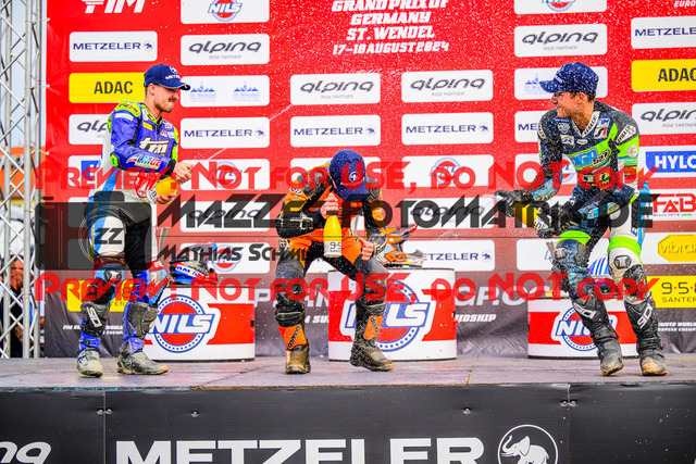 MaZZes_FotoMatrix_240818_6021986_0090 | S1