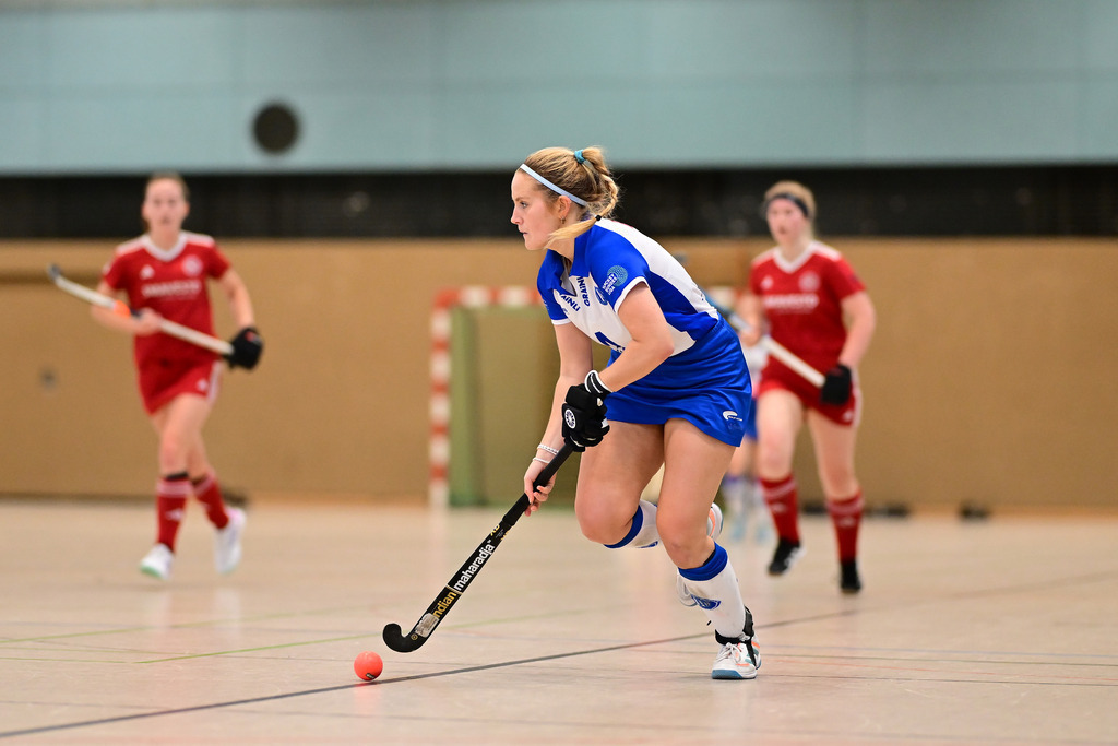 Hockey I Frauen I Halle 2024-2025 I 1. Bundesliga Nord I 5. Spieltag I Großflottbeker THGC - Bremer HC | Der Sportfotograf. - Realisiert mit Pictrs.com