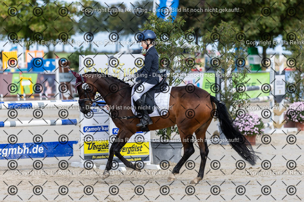CL5A1937 | Emilia Reinking Fotografie - Realisiert mit Pictrs.com