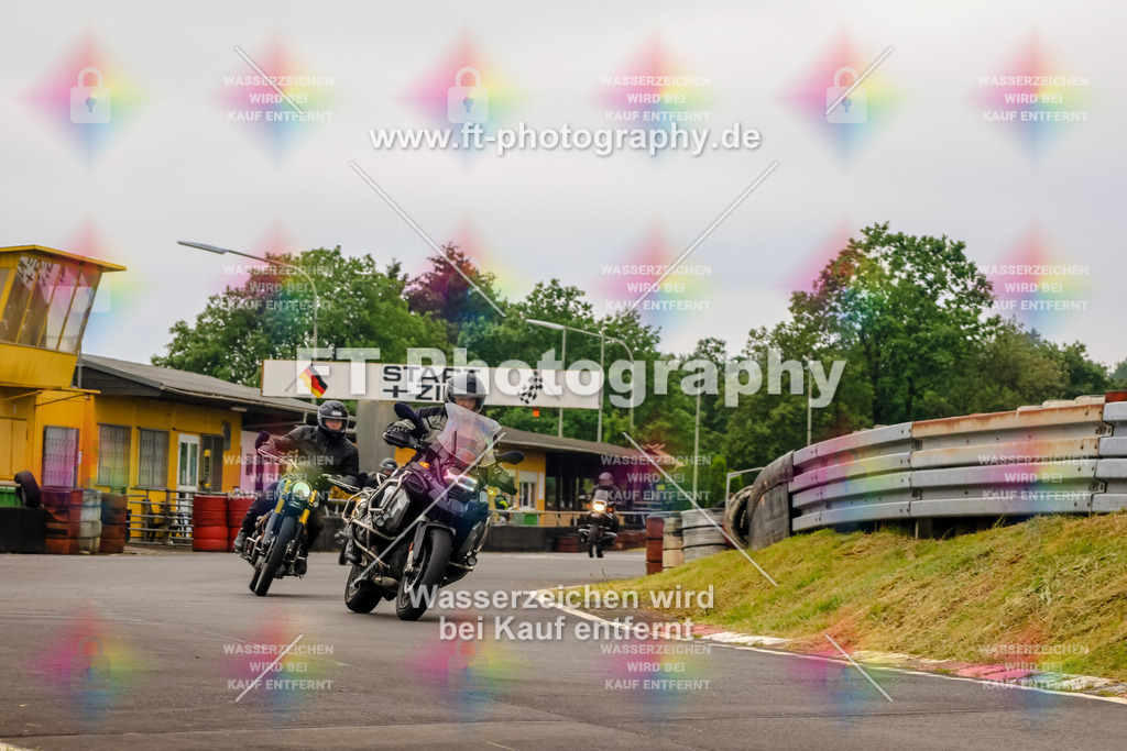 OBK-5911 | Hier findet Ihr Bilder von Touristenfahrten auf der Nürburgring Nordschleife oder von anderen Veranstaltungen die ich besucht habe. Viel Spass beim Durch Schauen 