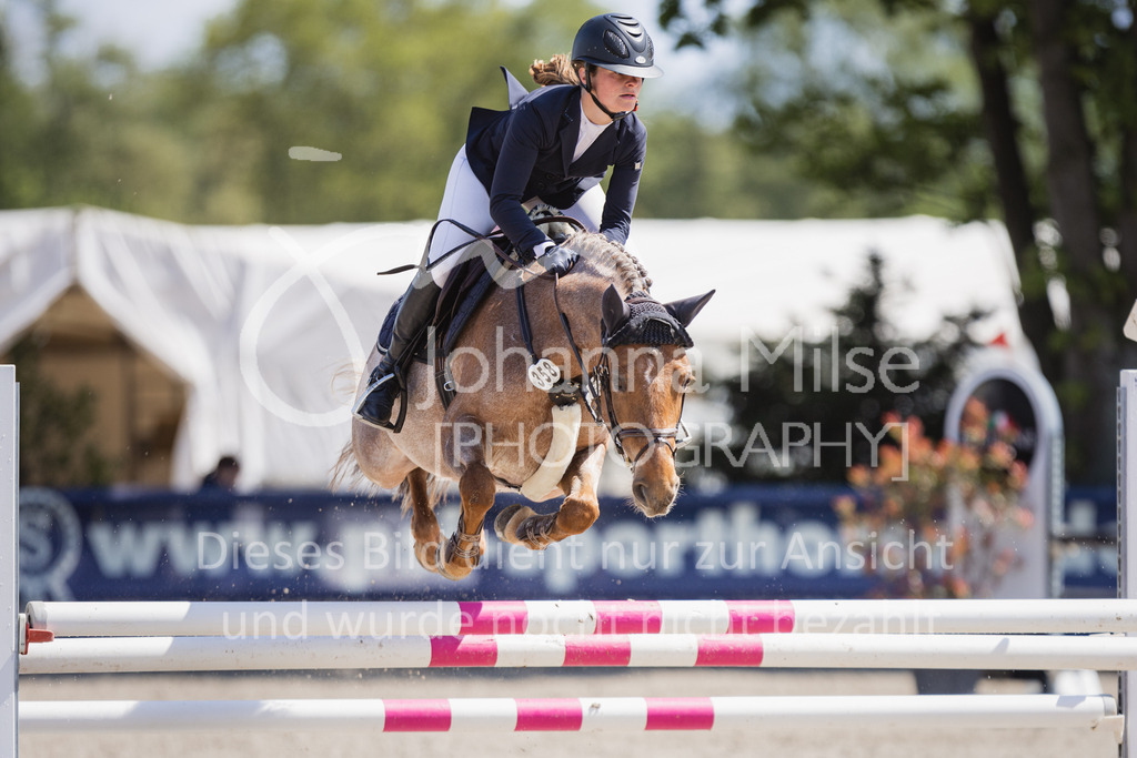 230516_Mühlen_03SprPf-A-462 | Deine schönsten Turniermomente als professionelle Fotos! Entdecke hochwertige Pferdesport-Fotografie im Online-Shop. Jetzt Fotos finden & bestellen!