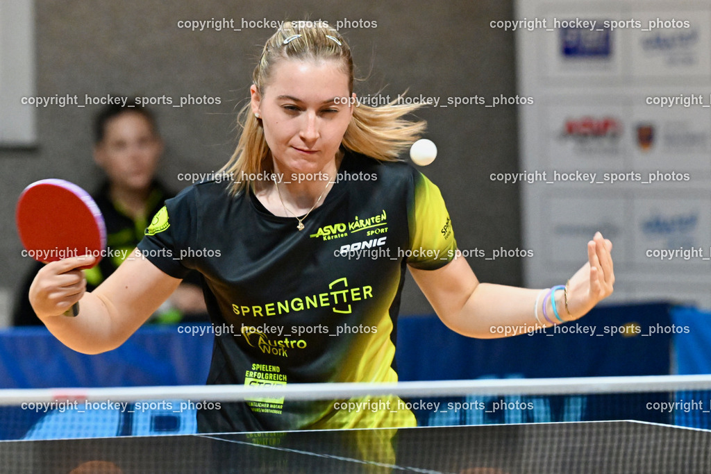 SCO Ossiachersee Bodensdorf vs. SU Spk. Kufstein | Lea Paulin, SCO Ossiachersee Bodensdorf vs. SU Spk. Kufstein, SCO Ossiachersee Bodensdorf vs. SU Spk. Kufstein am 04.10.2024 in Bodensdorf (SCO Halle Bodensdorf), Austria, (Photo by Bernd Stefan)