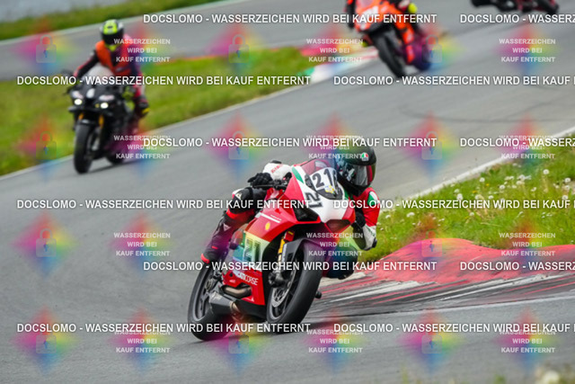 2026_05_09_PBK_35515_LRX | Sportfotografie; SlowMotion; Video; Rennstrecke; Hafeneger; Speer; Racing; RSE; BMW; CBO; Trackday; Motorsportarena; Hockenheimring; Brno; Most; Barcelona; Valencia