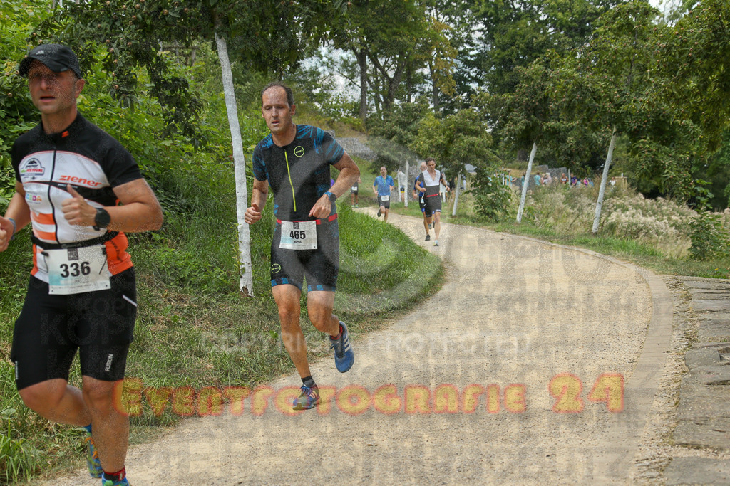 250824_1343_EX1_3437 | Sportfotografie im Rhein-Sieg Kreis, Köln, Bonn, NRW, Rheinland Pfalz, Hessen, etc. Unser Tätigkeitsfeld umfasst den Laufsport vom Volkslauf über den Marathon, Duathlon, Triathon bis zum Ultralauf wie Kölnpfad Ultra oder Schindertrail.