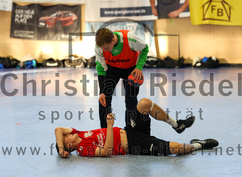 2022-12-17_092_SV_Anzing_gegen_TSV_Simbach | Anzing, Deutschland, 17.12.2022:
Handball, Bayernliga männliche A-Jugend 2022 / 2023, 9. Spieltag, SV Anzing gegen TSV Simbach, Endergebnis: 39:30

Foto: Christian Riedel / fotografie-riedel.net