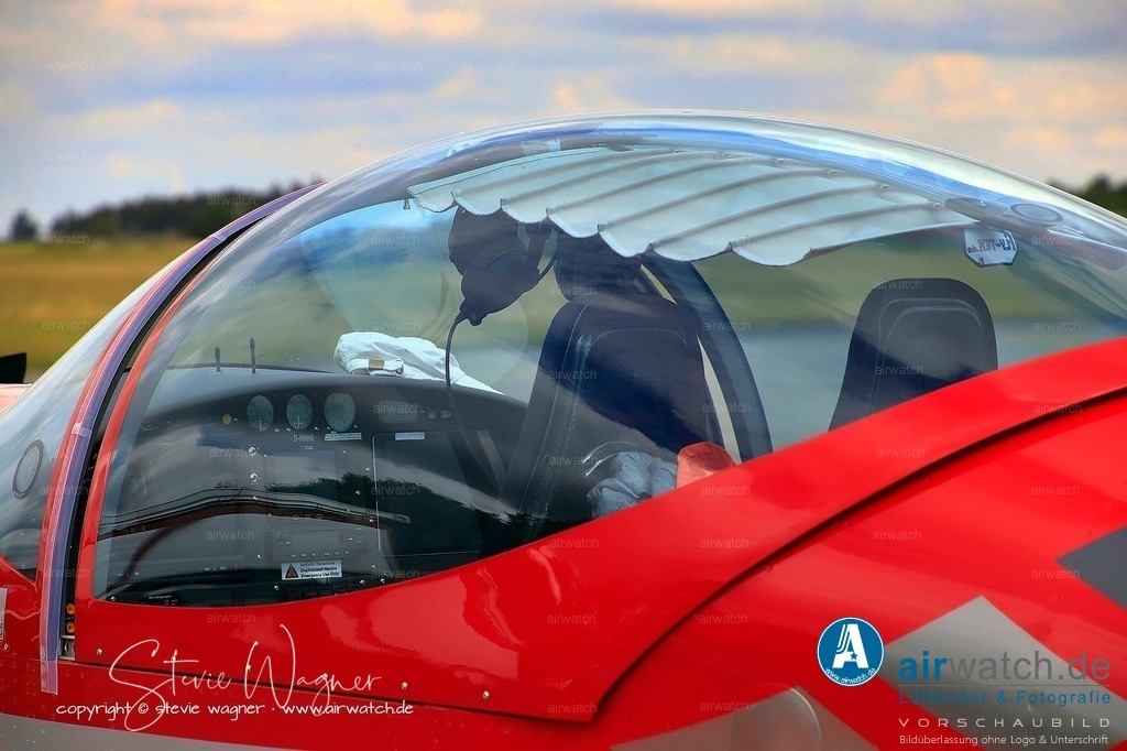 Flugplatz-Husum-airwatch-wagner147 | Entdecken Sie atemberaubende Luftbilder und Fotografien auf airwatch.de - Tauchen Sie ein in eine Welt voller faszinierender Aufnahmen aus der Vogelperspektive.