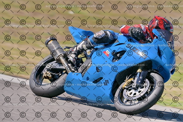 26bt05-0443 | markuskiefer.com - Realisiert mit Pictrs.com