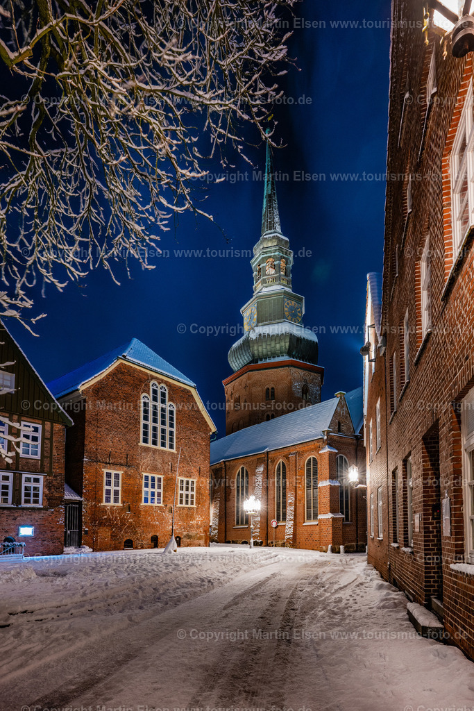 Stade Cosmea Kirche Altstadt Winter Schnee_ELS_2642030126 | Fotos aus den Touristenorten aus Norddeutschland. - Realisiert mit Pictrs.com
