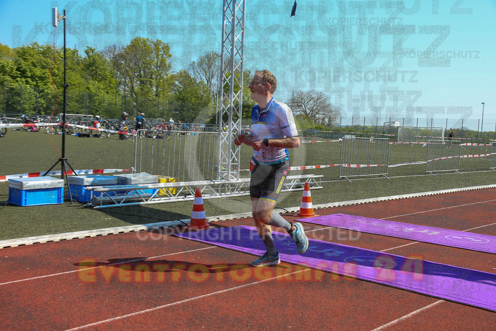 220424_1215_EX1_5366 | Sportfotografie im Rhein-Sieg Kreis, Köln, Bonn, NRW, Rheinland Pfalz, Hessen, etc. Unser Tätigkeitsfeld umfasst den Laufsport vom Volkslauf über den Marathon, Duathlon, Triathon bis zum Ultralauf wie Kölnpfad Ultra oder Schindertrail.